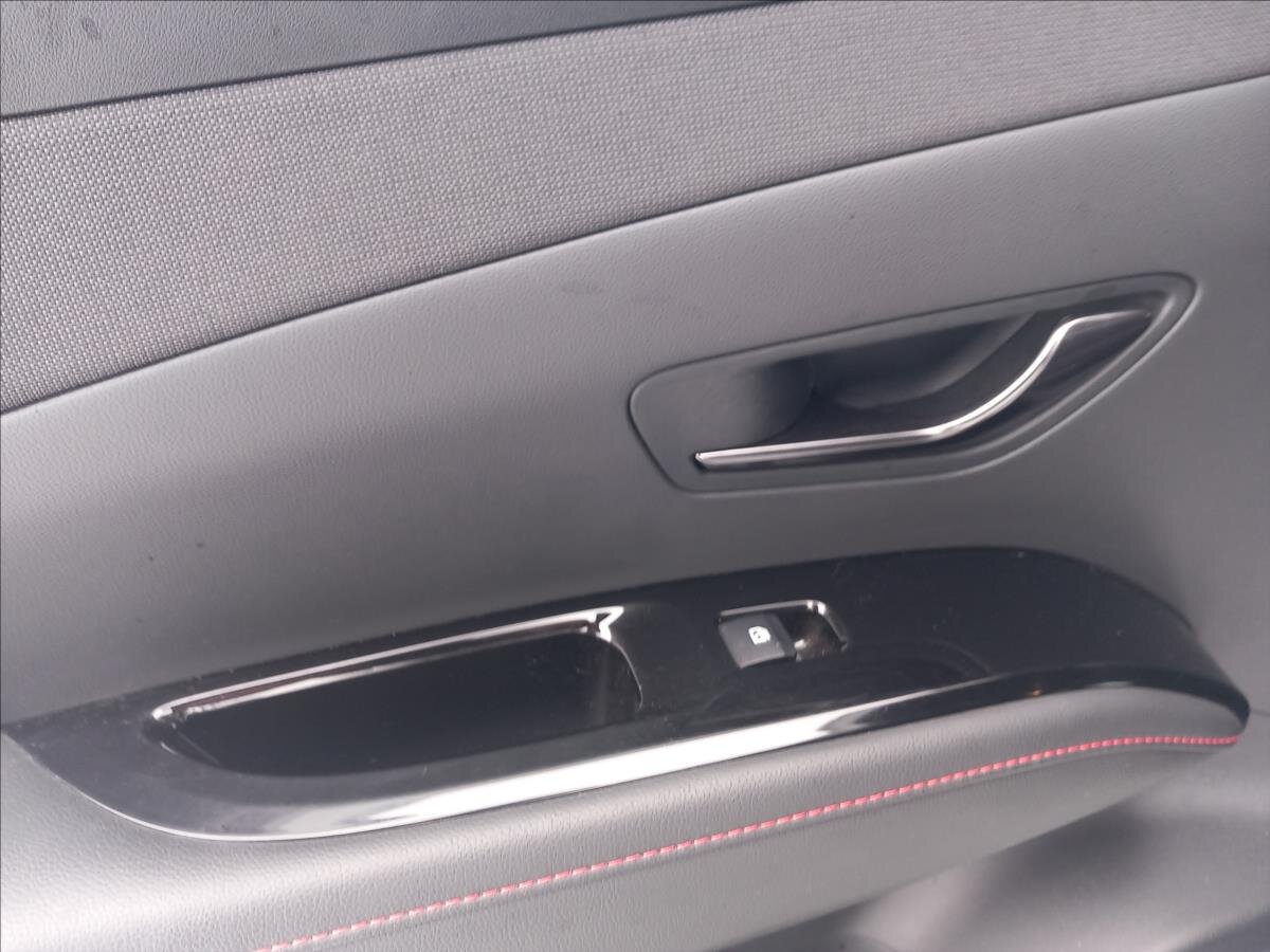 Hyundai Tucson SUV 1,6 l 110 kw