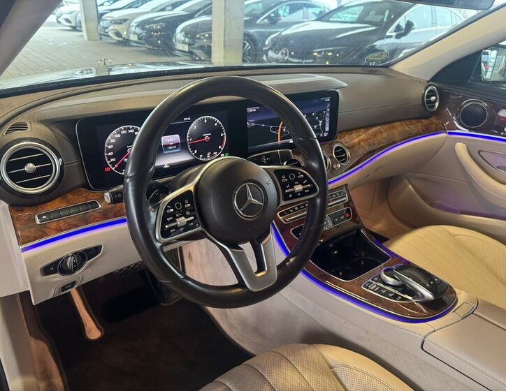 Mercedes-Benz Třídy E Kombi 2,0 l 143 kw