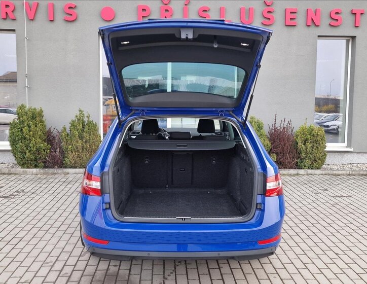 Škoda Superb Kombi 2,0 l 110 kw