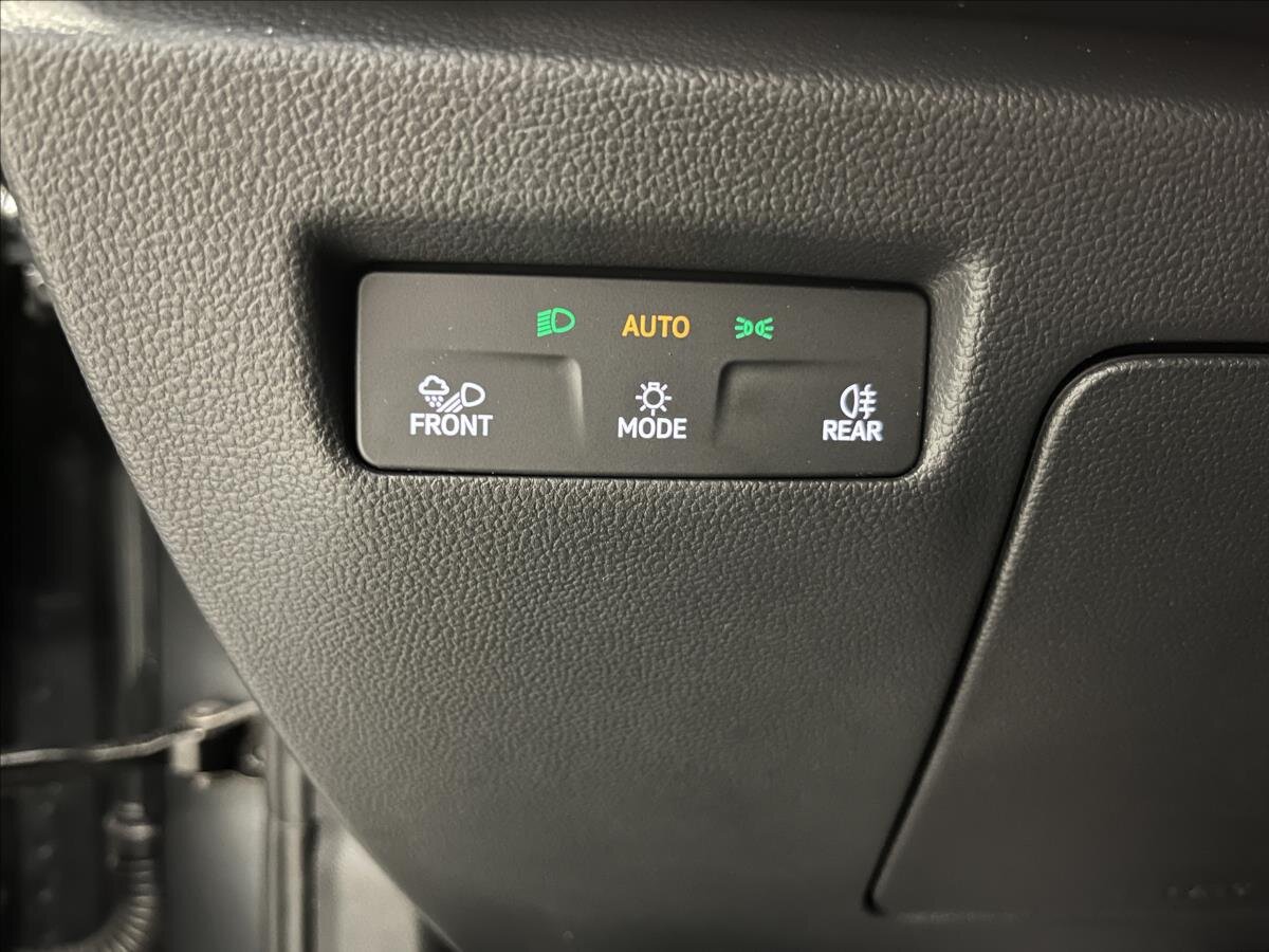 Škoda Superb Kombi 2,0 l 110 kw