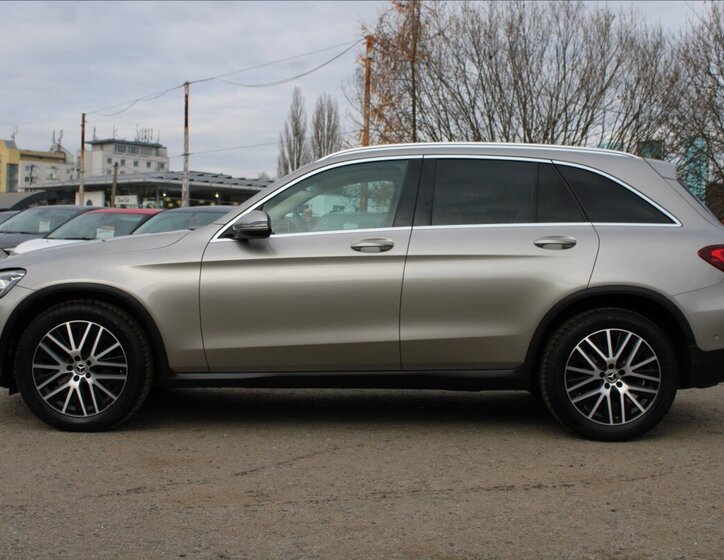 Mercedes-Benz GLC SUV 2,0 l 143 kw