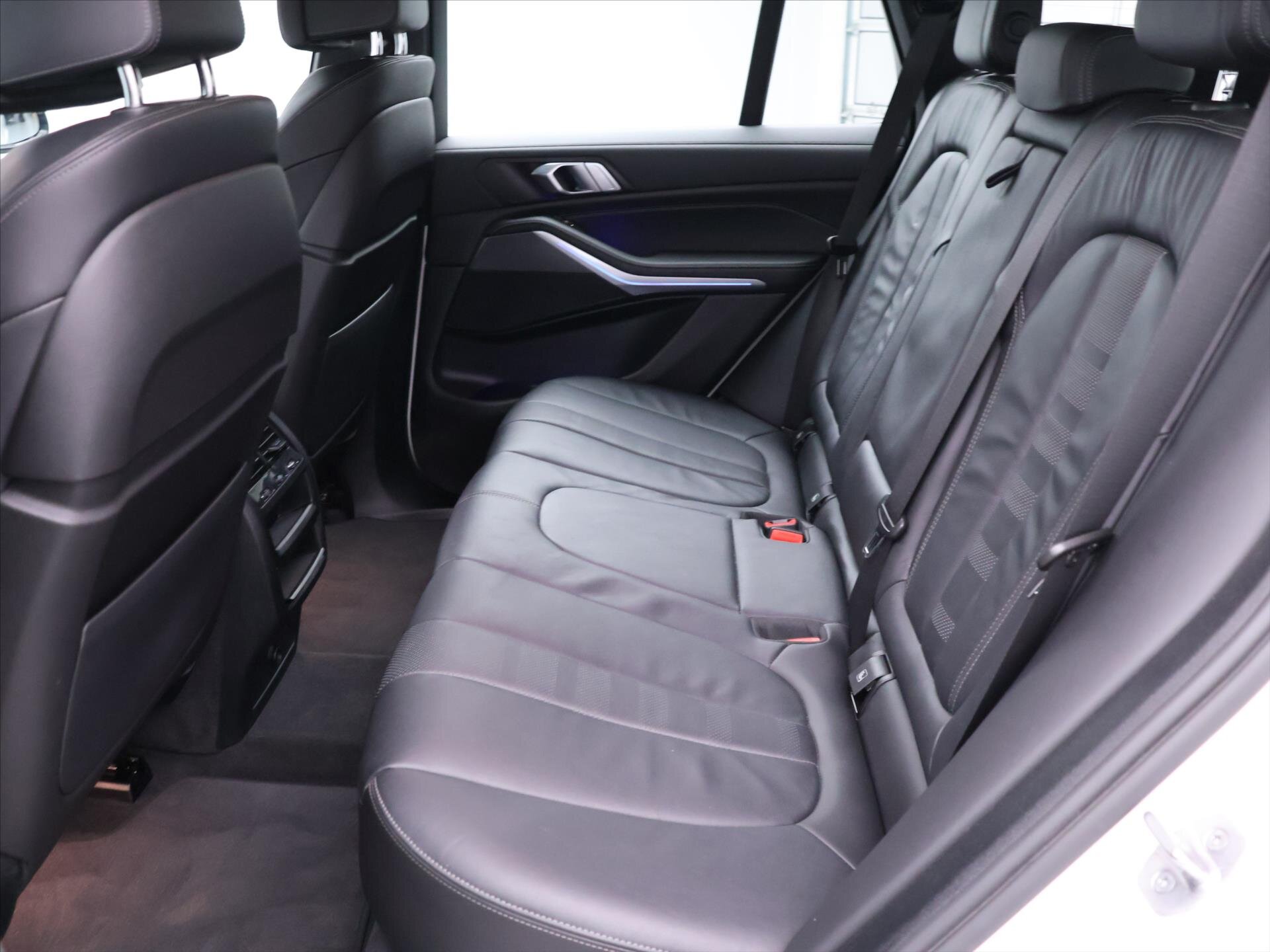 BMW X5 SUV 3,0 l 210 kw