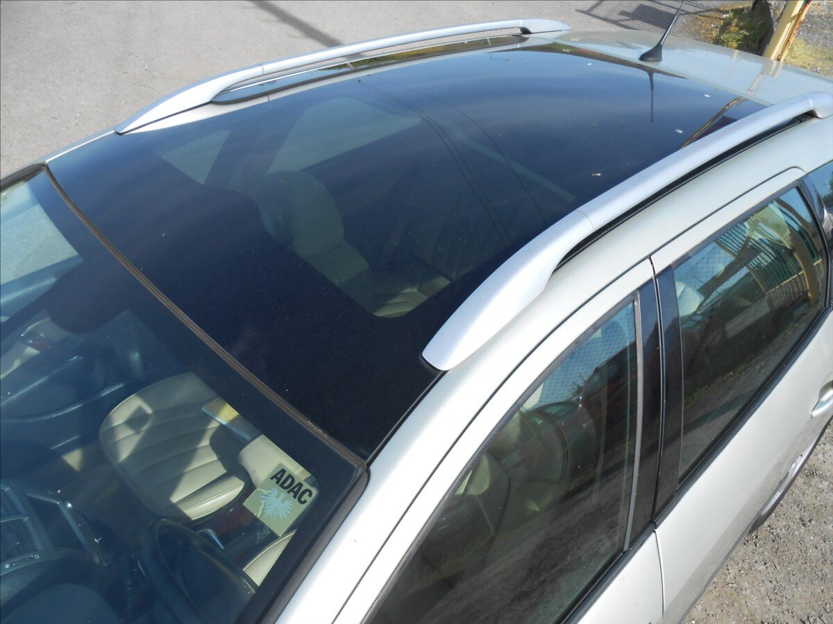 Peugeot 407 Kombi 2,2 l 120 kw
