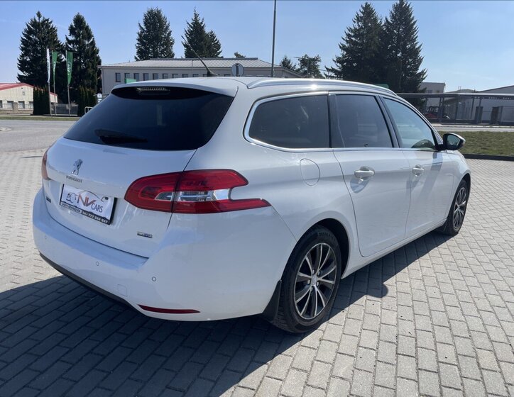 Peugeot 308 Kombi 1,6 l 88 kw