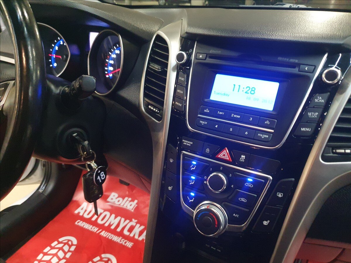 Hyundai i30 Kombi 1,6 l 88 kw