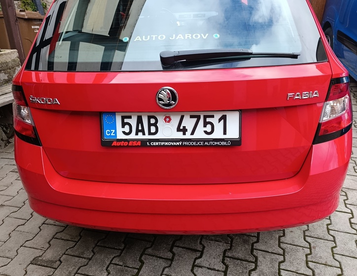 Škoda Fabia 16