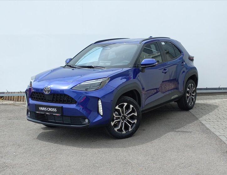 Toyota Yaris Cross CUV / Crossover 1,5 l 68 kw