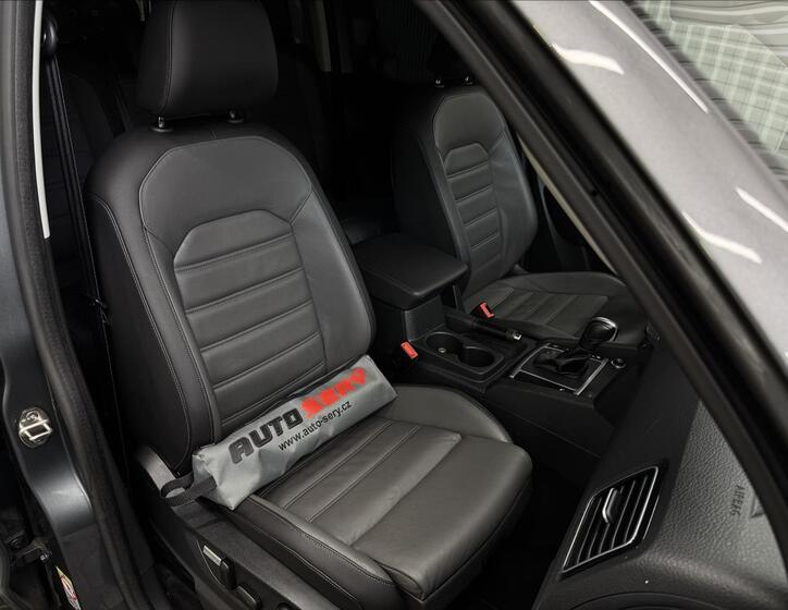 Volkswagen Amarok 34