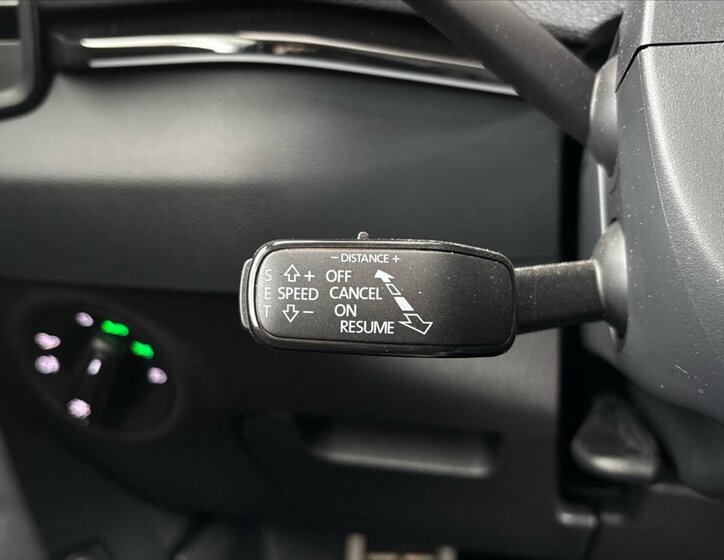 Škoda Karoq SUV / Terénní 1,5 l 110 kw