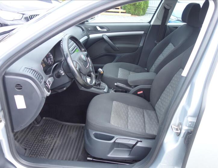 Škoda Octavia 10