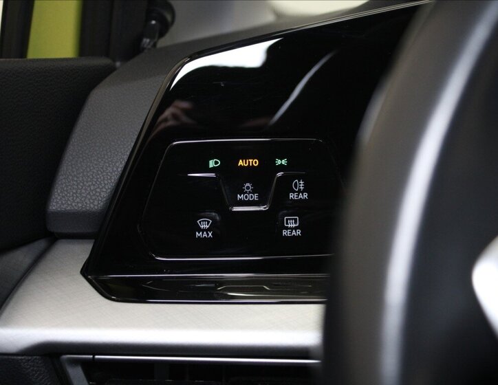 Volkswagen Golf Kombi 1,5 l 96 kw