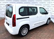 Toyota ProAce City Verso MPV 1,2 l 81 kw