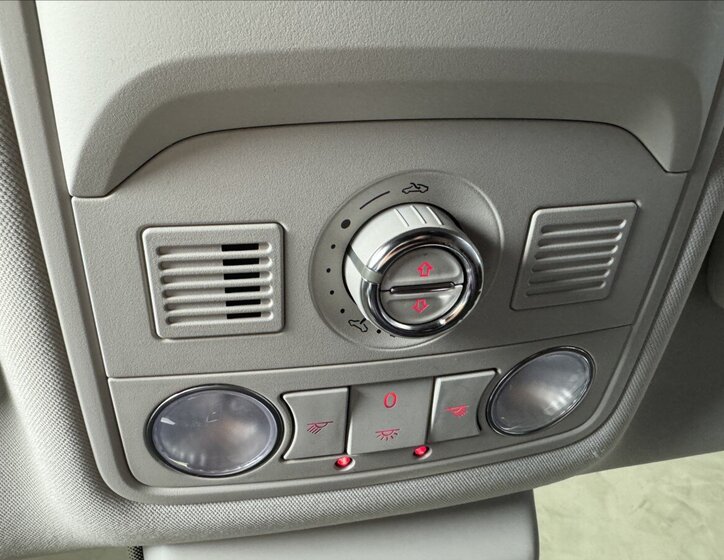 Volkswagen Sharan MPV 2,0 l 110 kw