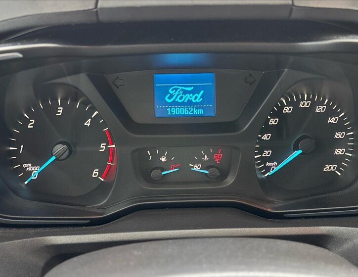 Ford Tourneo Custom Kombi 2,0 l 125 kw