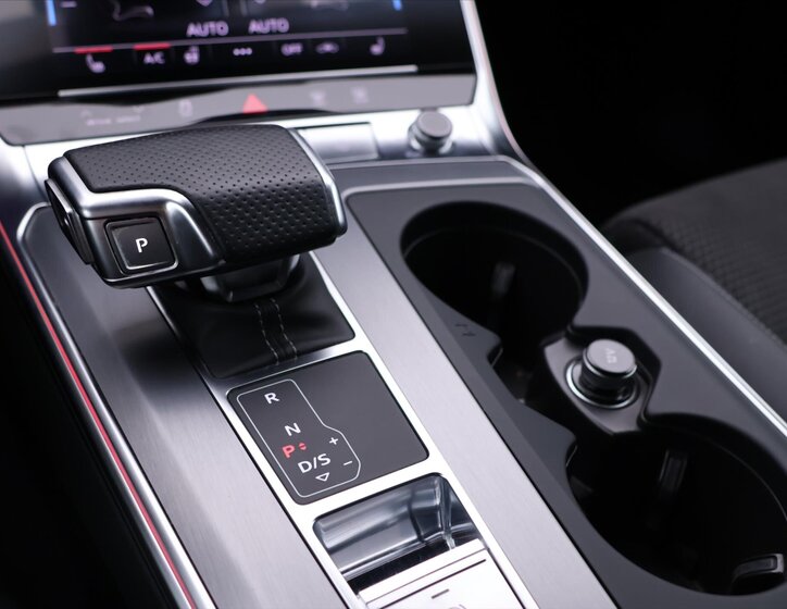 Audi S6 Kombi 3,0 l 253 kw