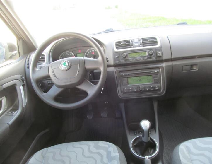 Škoda Fabia 16