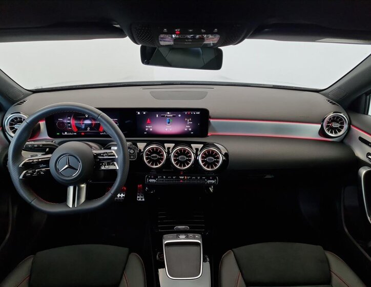 Mercedes-Benz Třídy A 13