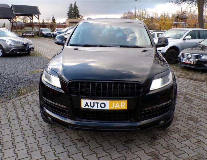 Audi Q7 2