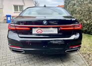 BMW Řada 7 4