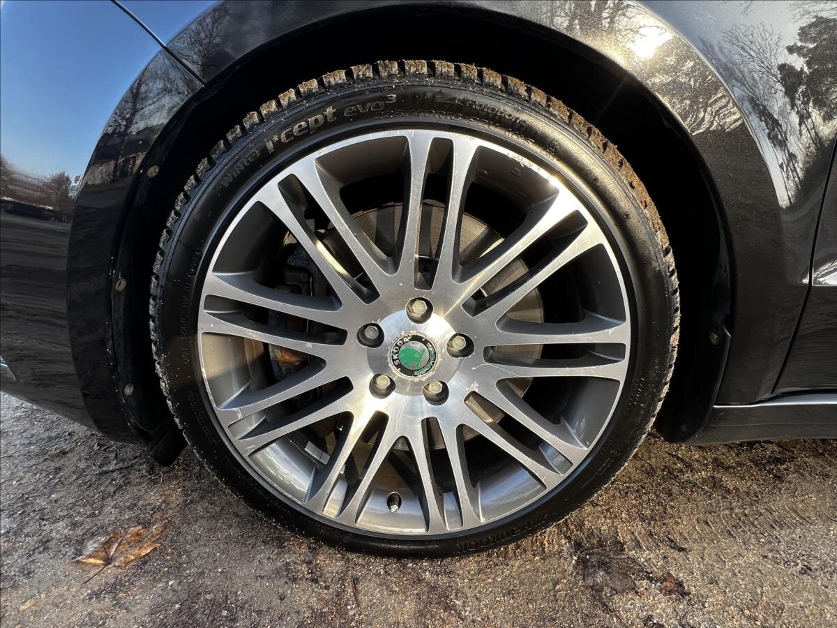 Škoda Superb Kombi 3,6 l 191 kw