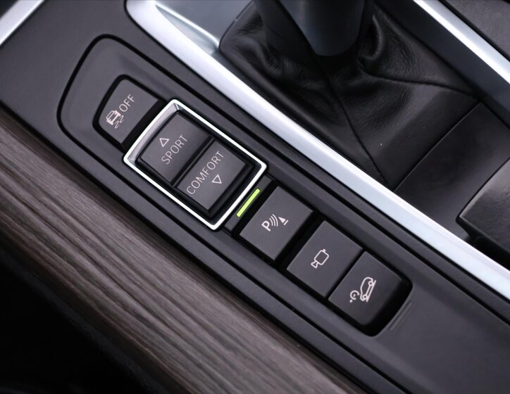 BMW X5 SUV 3,0 l 230 kw