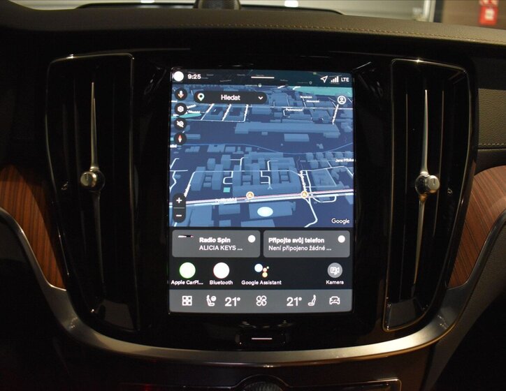 Volvo V60 Kombi 2,0 l 145 kw