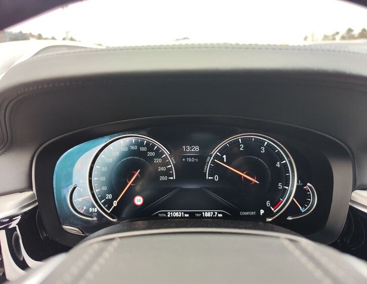 BMW Řada 5 Sedan / Limuzína 3,0 l 235 kw