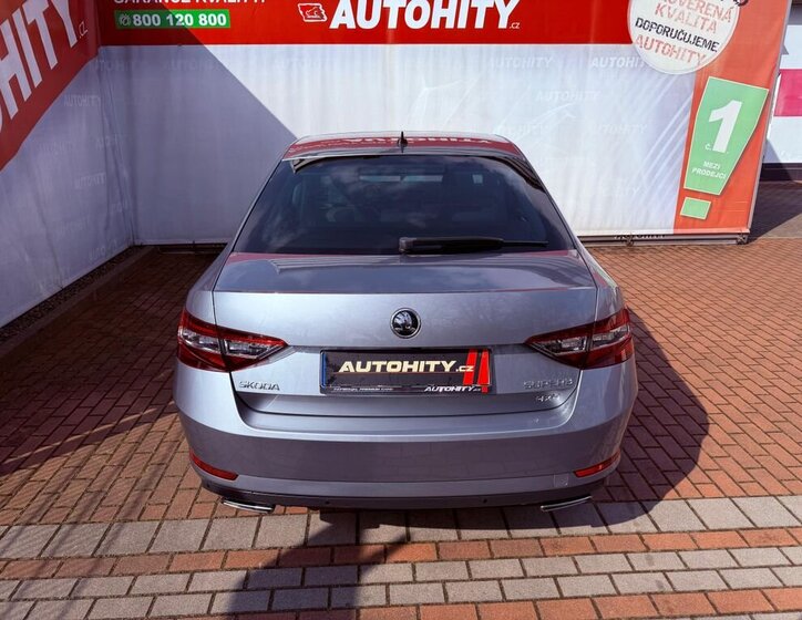 Škoda Superb Liftback 2,0 l 206 kw