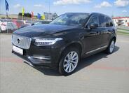 Volvo XC90 SUV / Terénní 2,0 l 235 kw