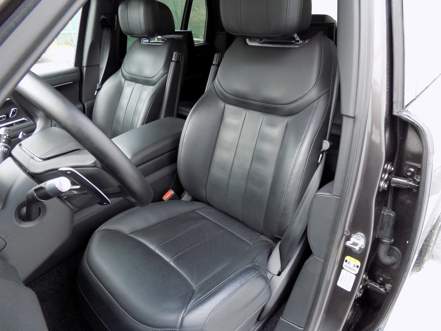 Land Rover Range Rover SUV 4,4 l 390 kw