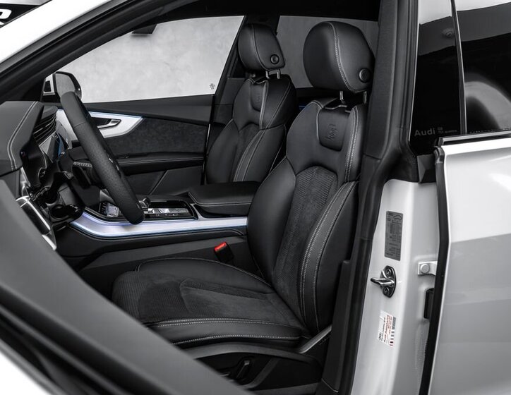 Audi Q8 SUV 3,0 l 210 kw