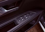 Peugeot 5008 SUV / Terénní 1,6 l 133 kw