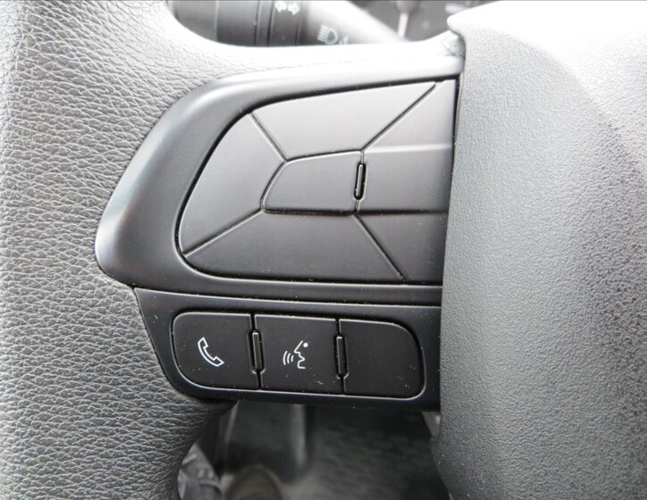 Iveco Daily Skříň 3,0 l 100 kw