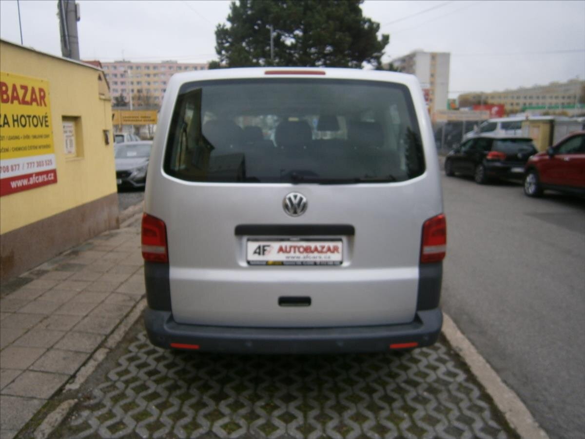 Volkswagen Caravelle Kombi 2,0 l 75 kw