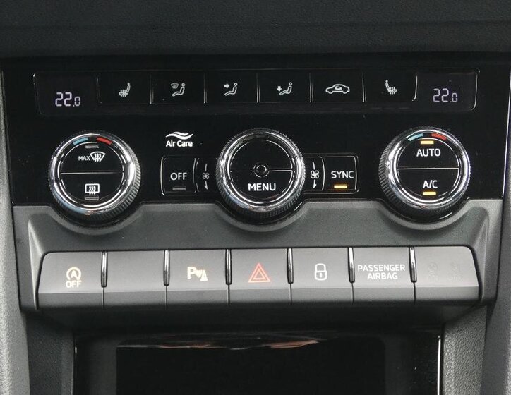 Škoda Karoq SUV / Terénní 2,0 l 110 kw