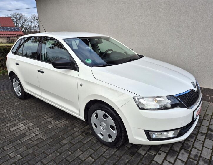 Škoda Rapid 9