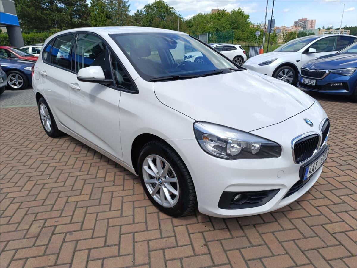 BMW Řada 2 MPV 1,5 l 100 kw