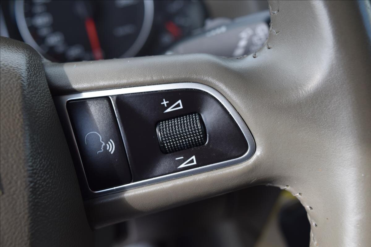 Audi Q5 SUV / Terénní 2,0 l 105 kw