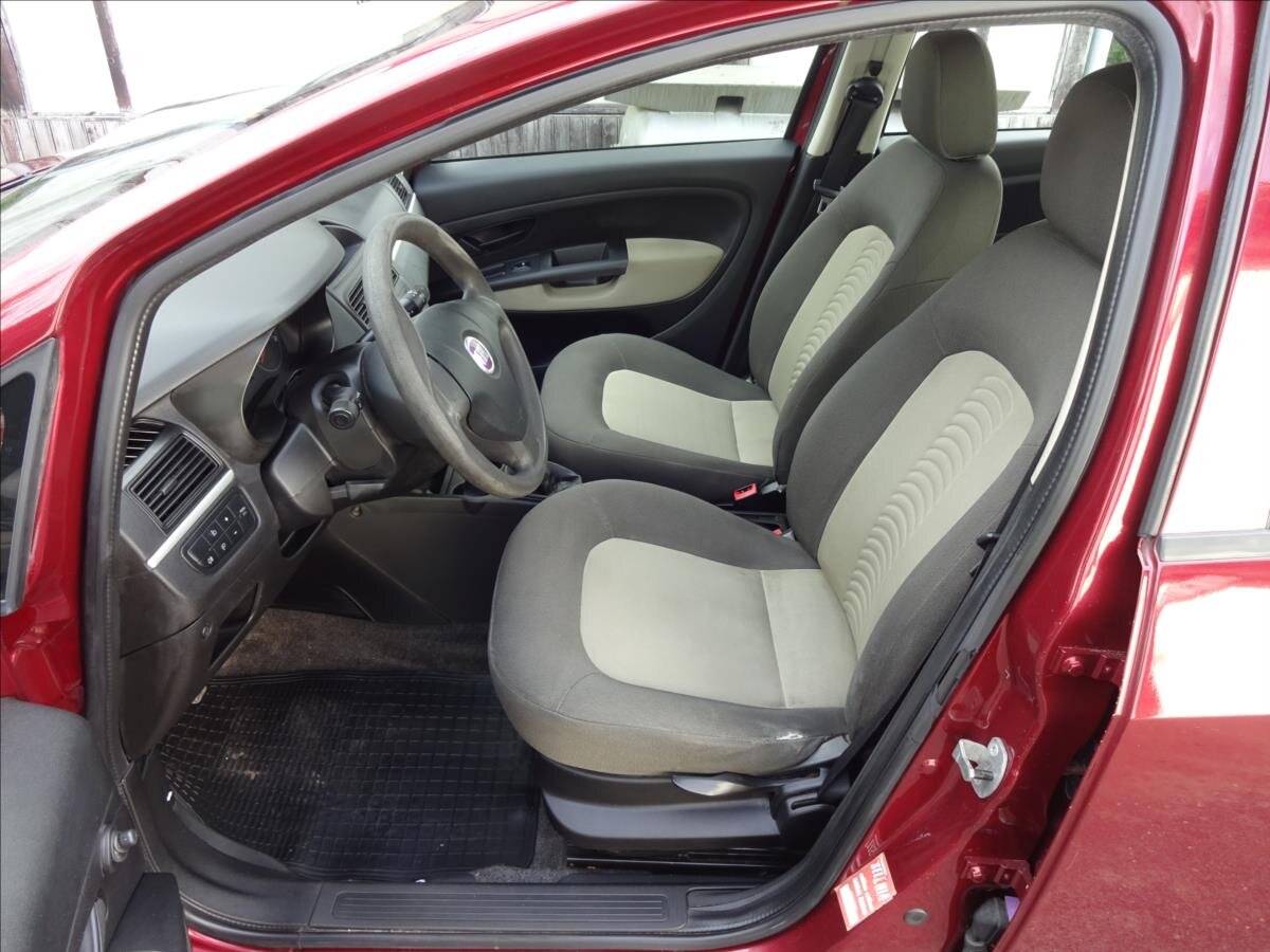 Fiat Linea Sedan / Limuzína 1,4 l 57 kw