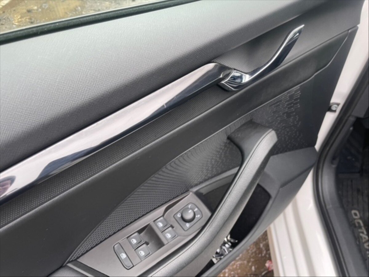 Škoda Octavia Kombi 2,0 l 85 kw