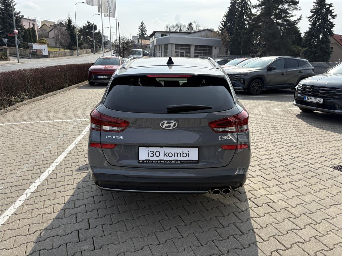 Hyundai i30 Kombi 1,5 l 103 kw