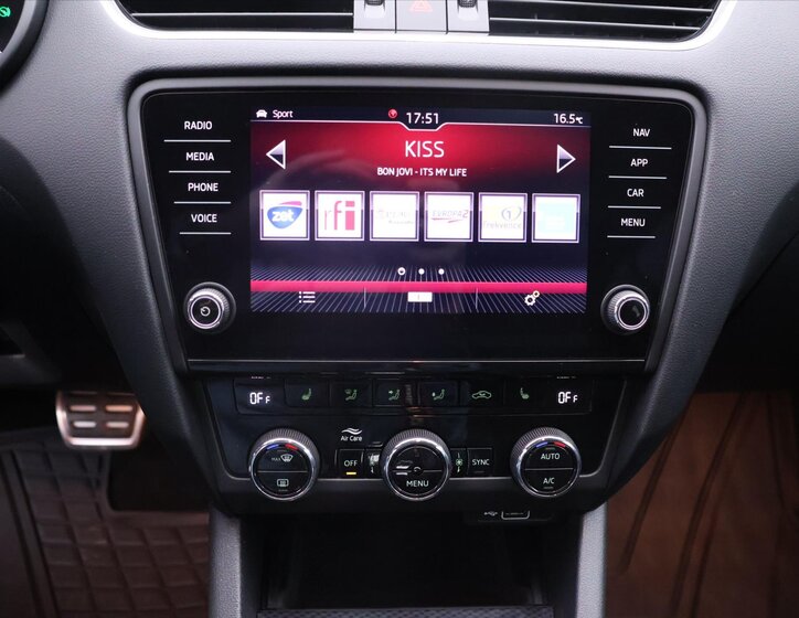 Škoda Octavia Liftback 2,0 l 180 kw