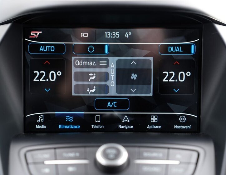 Ford Kuga SUV / Terénní 2,0 l 132 kw