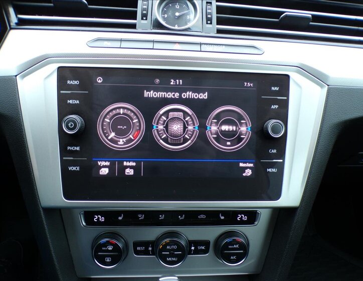 Volkswagen Passat Kombi 1,6 l 88 kw