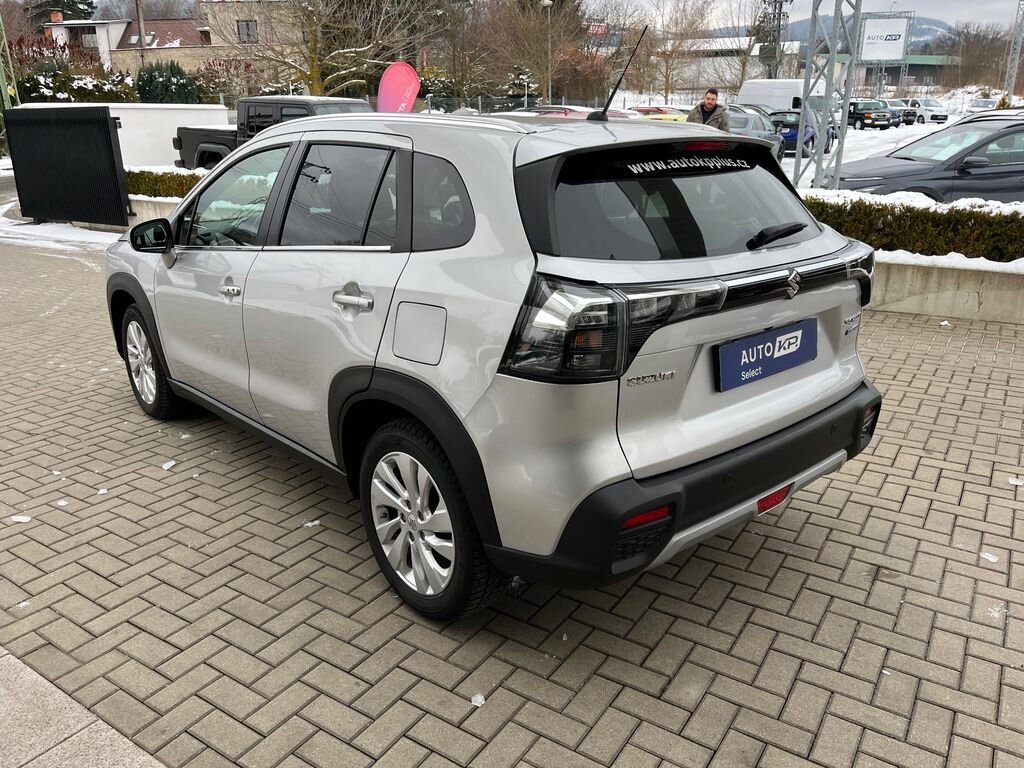 Suzuki SX4 S-Cross SUV 1,4 l 95 kw
