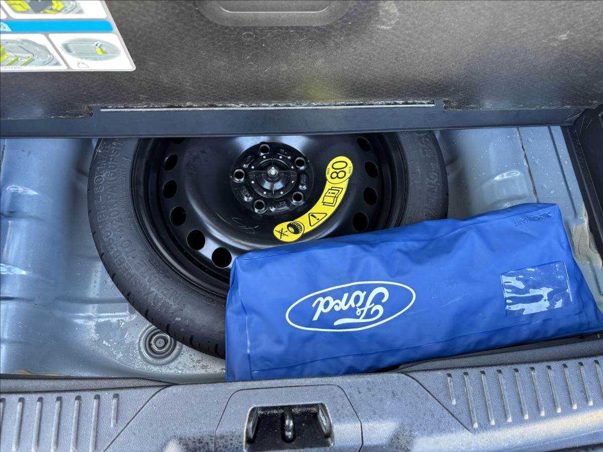 Ford Focus Kombi 998,0 92 kw