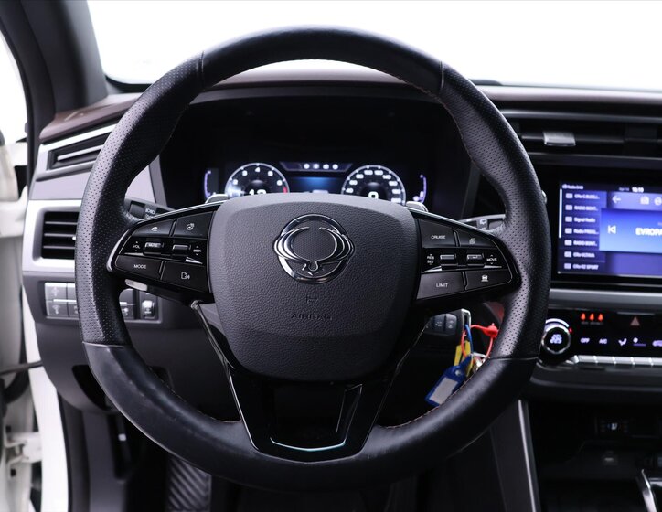 SsangYong Korando SUV / Terénní 1,5 l 120 kw