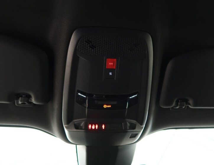 Peugeot 2008 SUV 1,2 l 96 kw