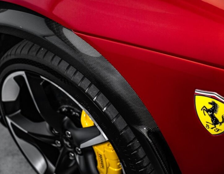 Ferrari Ostatní SUV / Terénní 6,5 l 529 kw