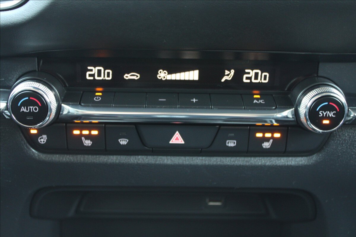 Mazda CX-30 SUV / Terénní 2,0 l 90 kw